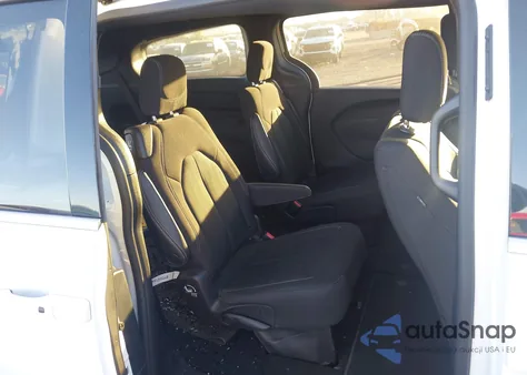 2023 Chrysler Pacifica Touring from USA, damaged, VIN 2C4RC1FG4PR559558